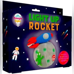 MAKE YOUR OWN LIGHT UP ROCKET CRAFT KIT